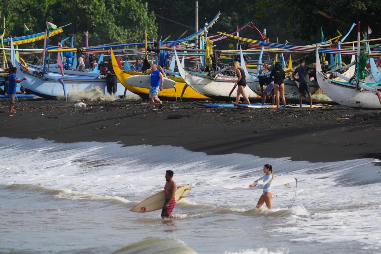 Surfers Villa Medewi Jembrana 외부 사진