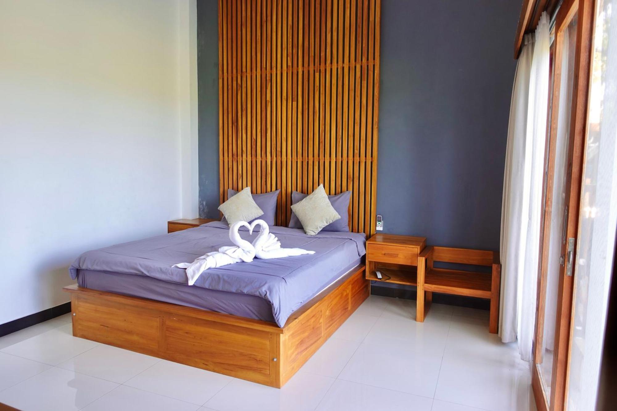 Surfers Villa Medewi Jembrana 객실 사진