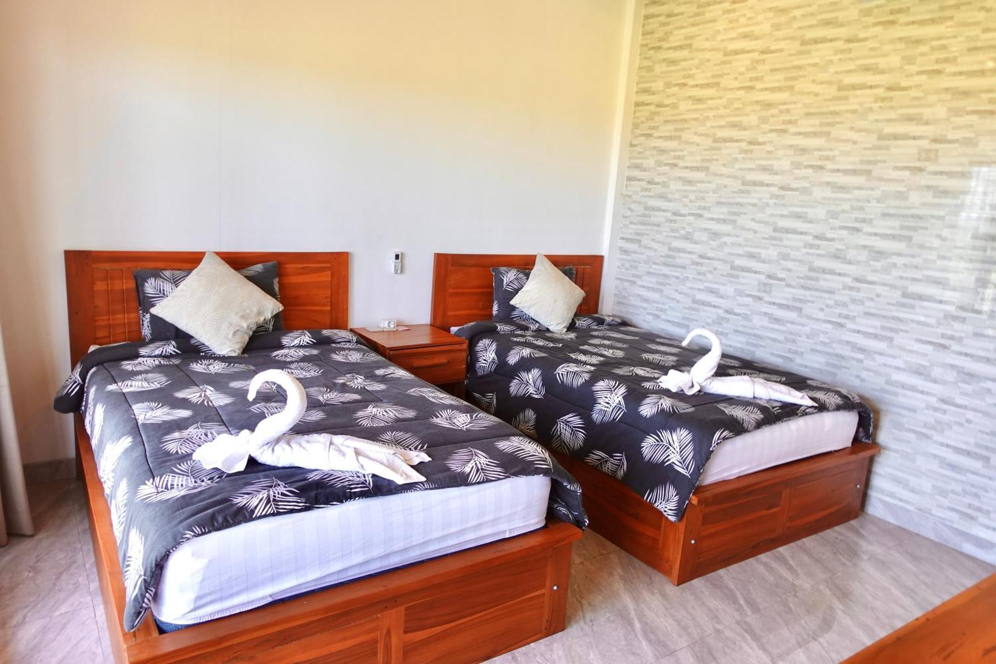 Surfers Villa Medewi Jembrana 객실 사진